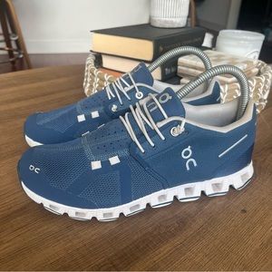 On Cloud 5 Running Shoe Denim White Women’s Size 7